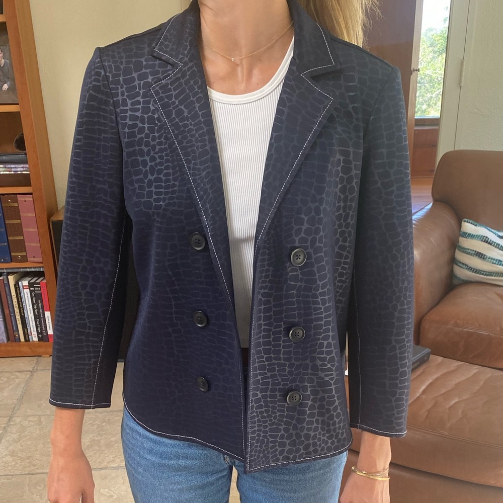 Navy Ellen Tracy Cheetah blazer